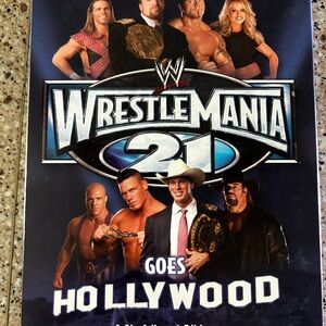 Wrestle Mania Goes Hollywood 2005 3-disc collector’s edition